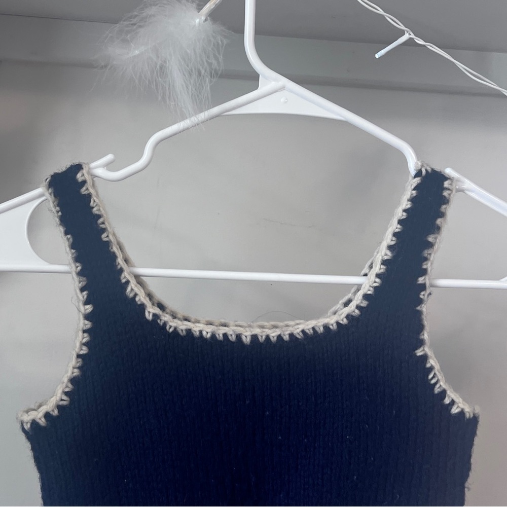 FINAL PRICE Vintage Handmade Wool Knit Tank - Picture 4 of 4